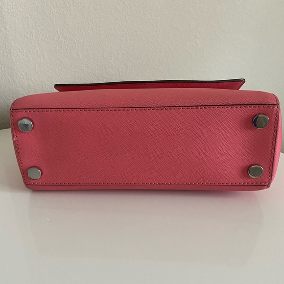 MICHAEL KORS Crossbody Leather Bag - Picture 9 of 9